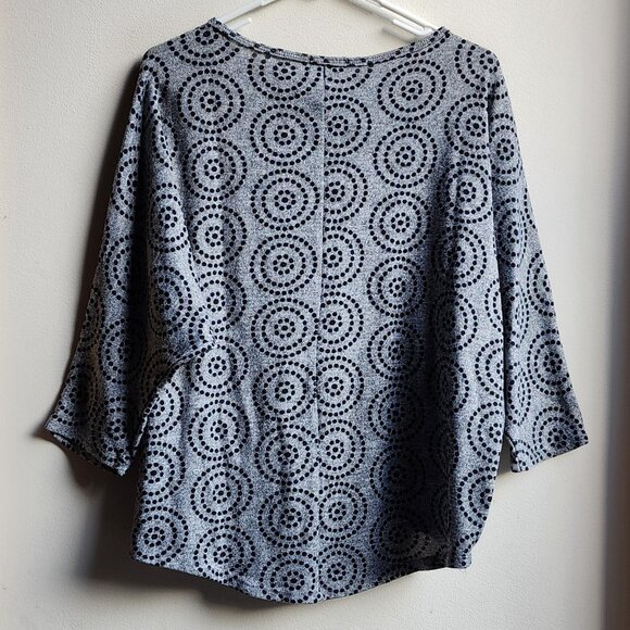 Olivia Blu Gray/Black Geometric Print Batwing Jersey Size Large - Picture 15 of 16